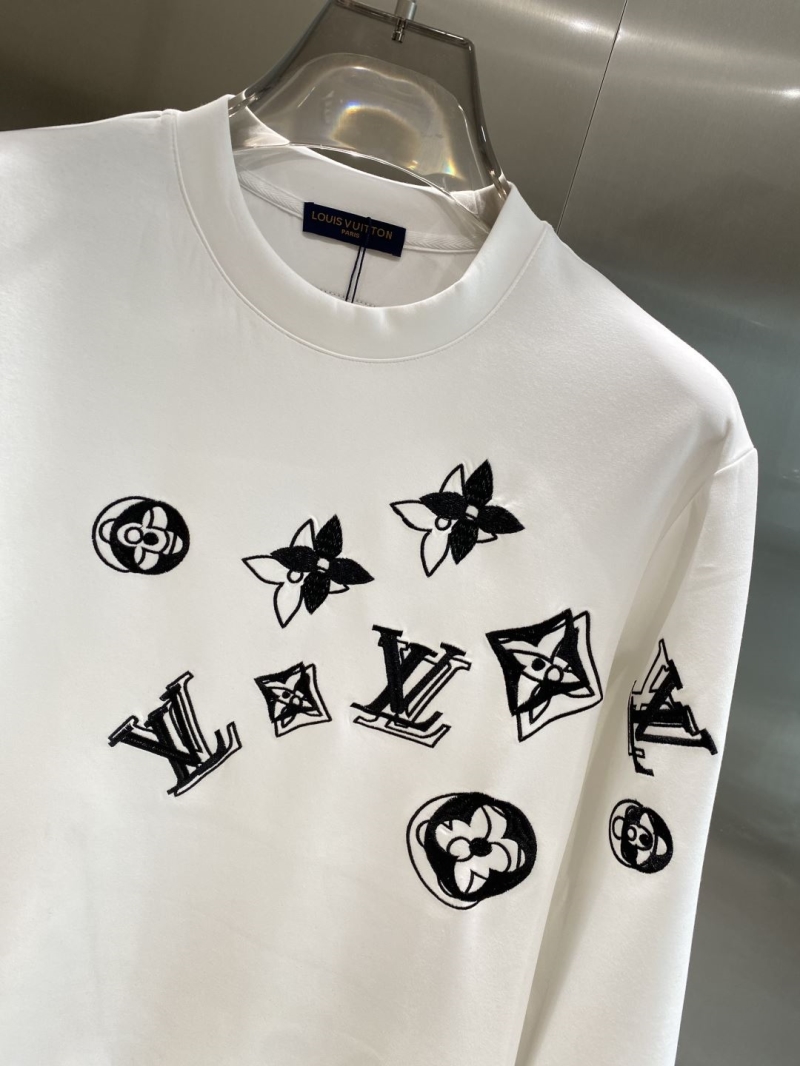 l0vis Vvtt0n t-shirt